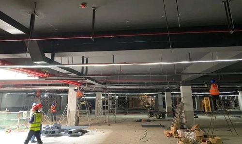 搶干快干抓精品｜江東毛店項目完成地下室安裝樣板多方評審，建筑物電力系統安裝穩步推進